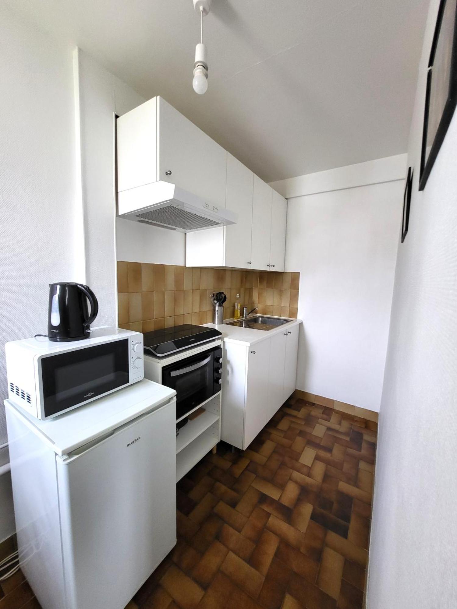St-Quentin-En-Yvelines Plusieurs Appartements Avec Parking Trappes Exterior foto