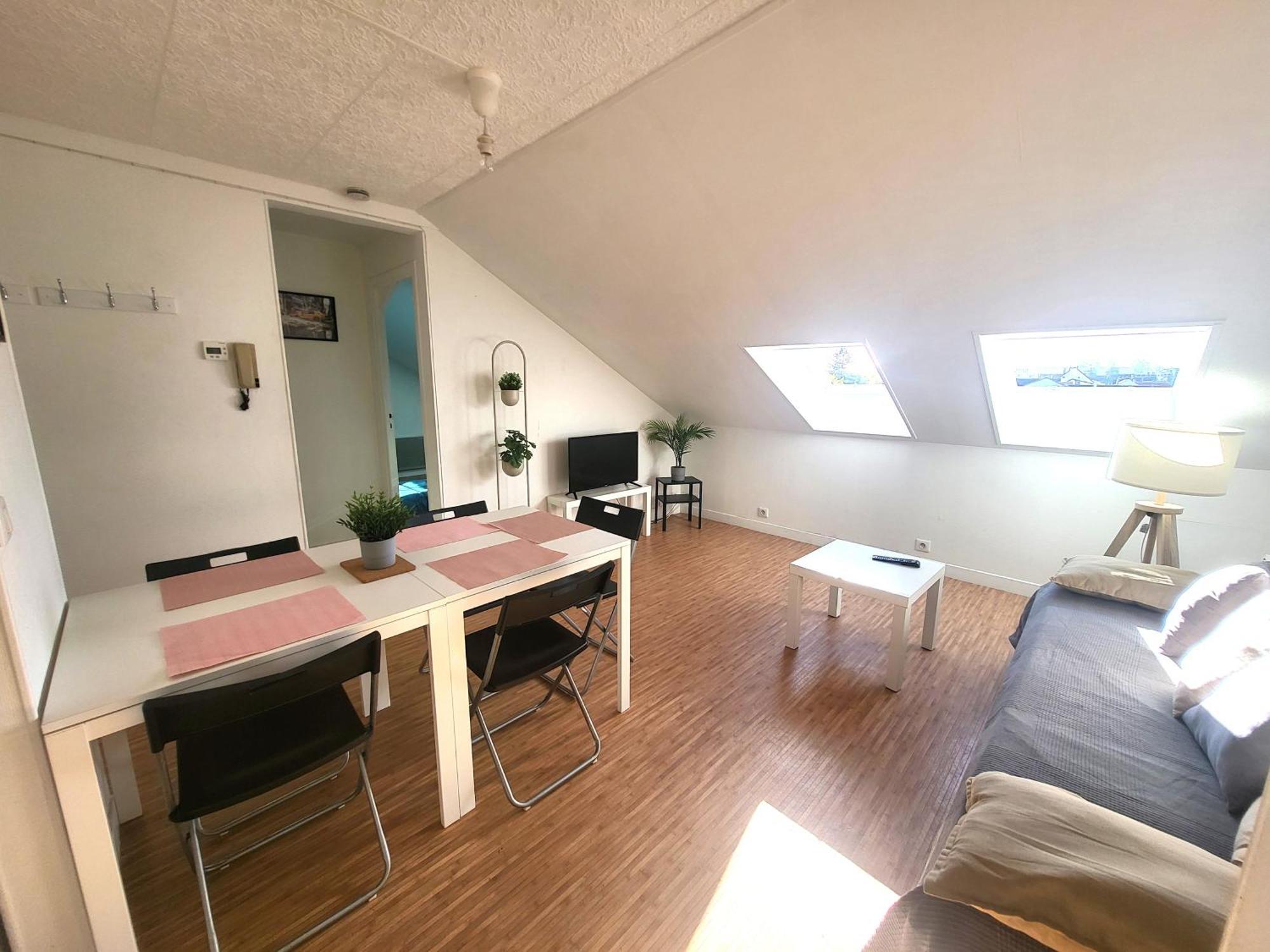 St-Quentin-En-Yvelines Plusieurs Appartements Avec Parking Trappes Habitación foto