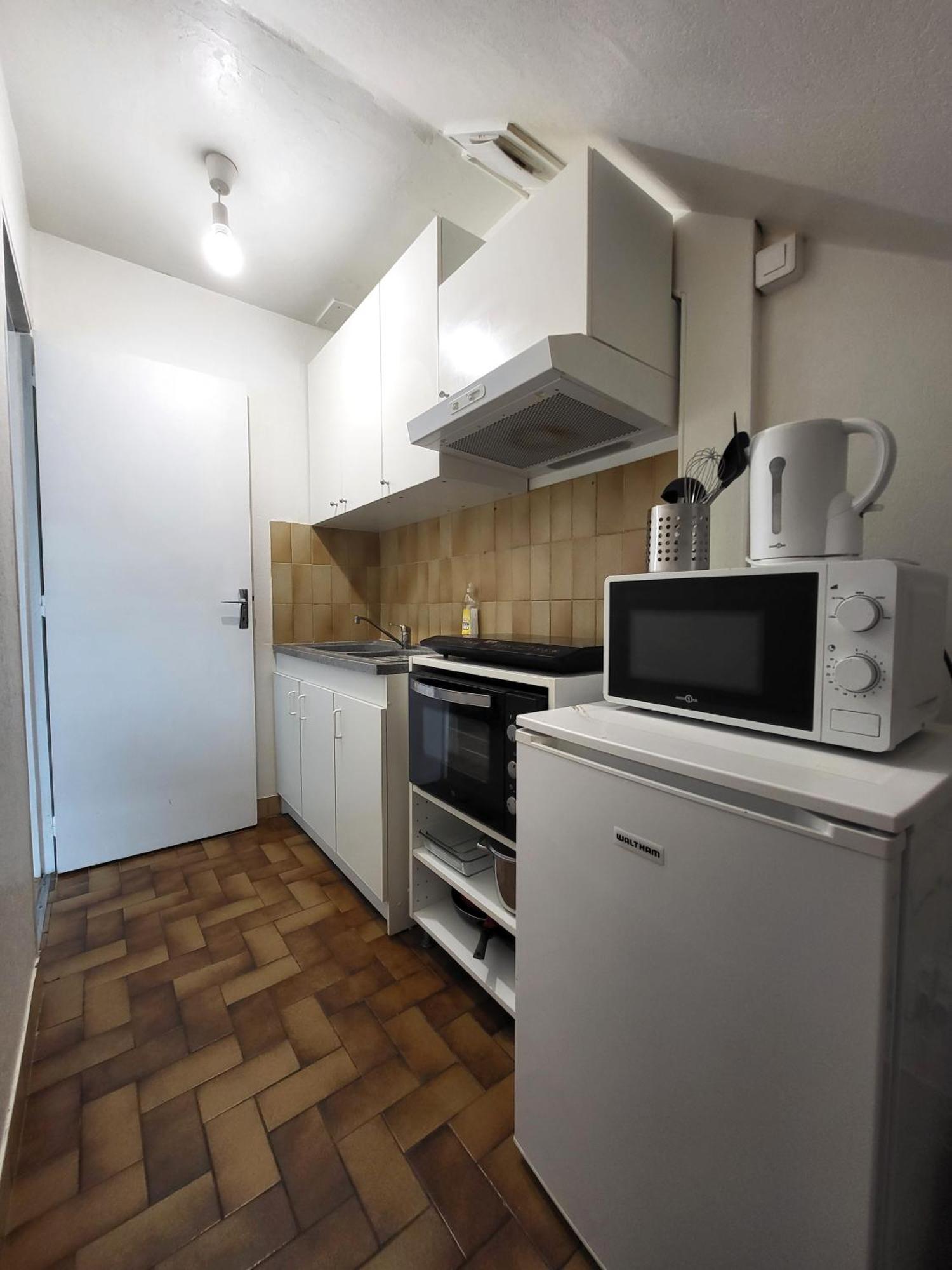 St-Quentin-En-Yvelines Plusieurs Appartements Avec Parking Trappes Exterior foto