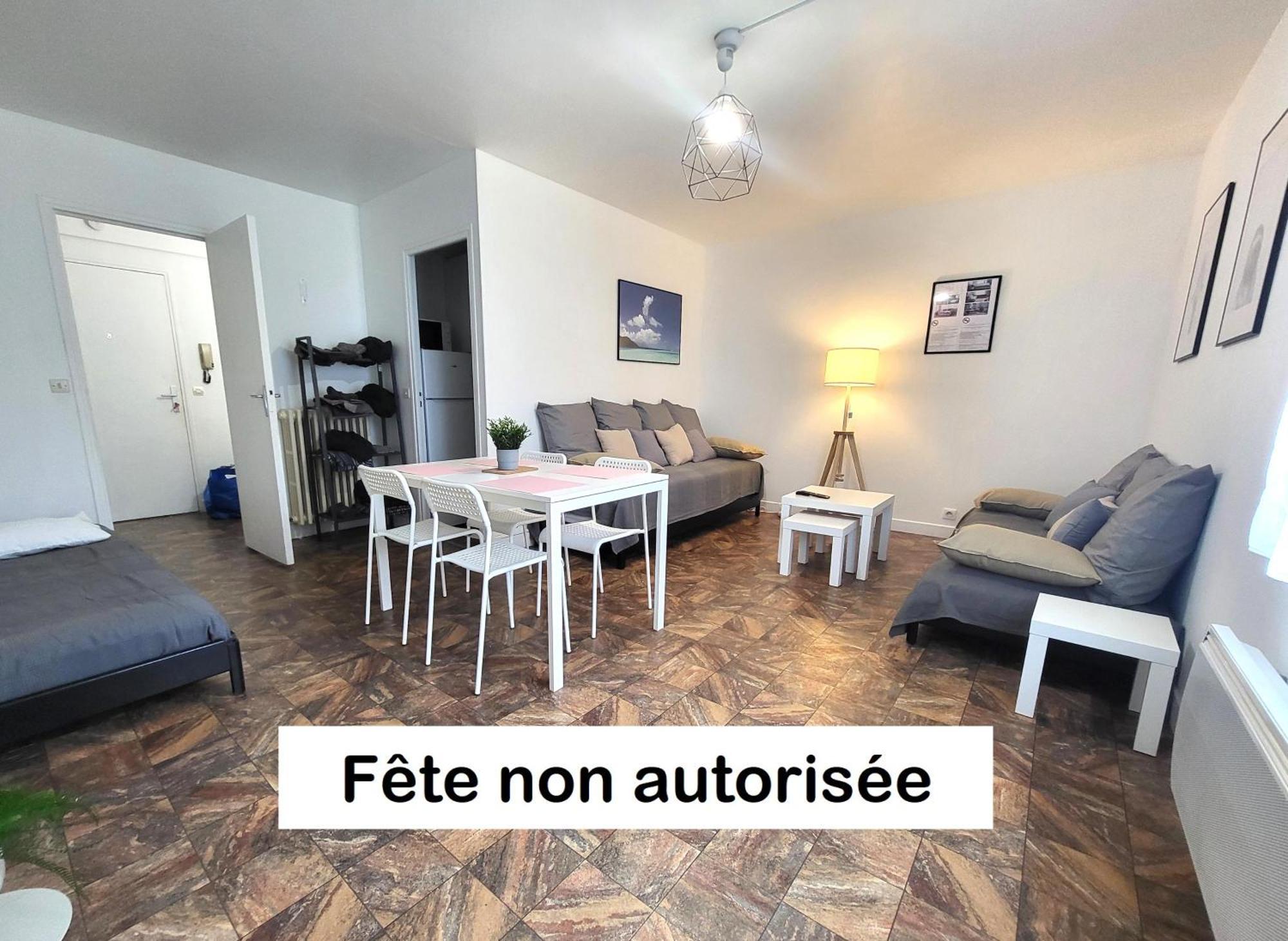 St-Quentin-En-Yvelines Plusieurs Appartements Avec Parking Trappes Habitación foto