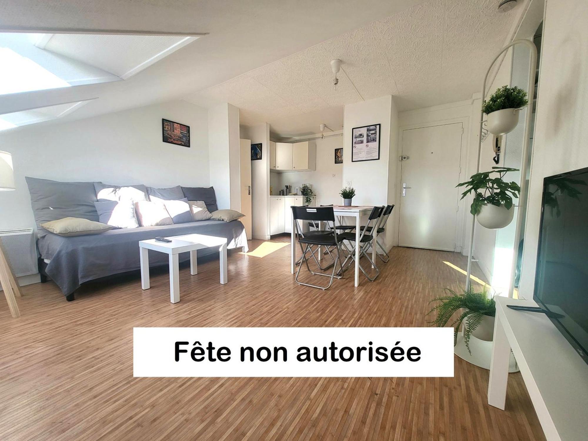 St-Quentin-En-Yvelines Plusieurs Appartements Avec Parking Trappes Habitación foto